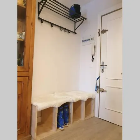 Apartment En La Mejor Zona De La Sierra Junto A Remontes Reformado En 2021