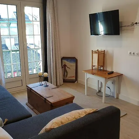 En La Mejor Zona De La Sierra Junto A Remontes Reformado En 2021 Apartment
