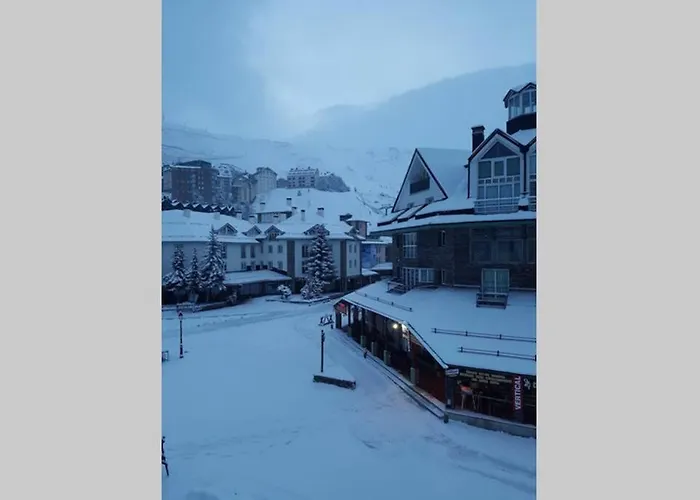 公寓 En La Mejor Zona De La Sierra Junto A Remontes, Reformado, D203 塞拉内华达